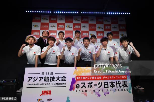 Members of the Japan national team pose for photograph after the eSports Asian Games Japan Qualifying at LFS Ikebukuro on May 27, 2018 in Tokyo,...