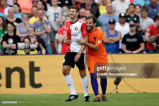 Steven Gerrard, Rafael van der Vaart during the Dirk Kuyt Testimonial at the Feyenoord Stadium on May 27, 2018 in Rotterdam Netherlands