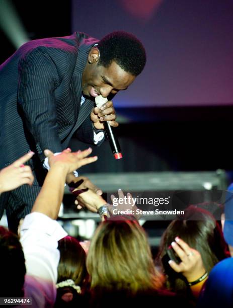 Singer Shawn Stockman of Boyz II Men performs at Route 66 Casino's Legends Theater on January 30, 2010 in Albuquerque, New Mexico.