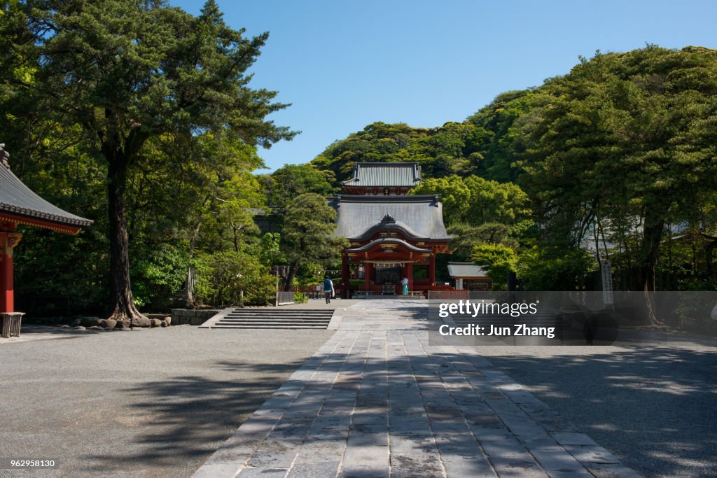 鶴岡 Hachimang の静かな裁判所神社、日本