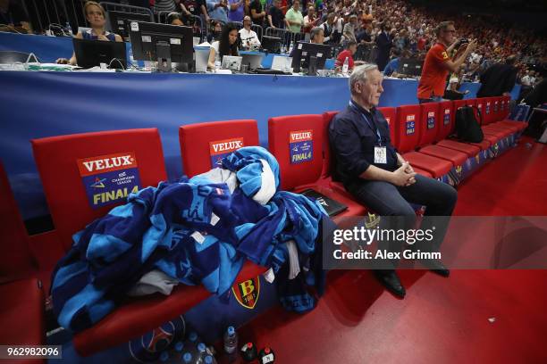 Head coach Zvonimir Serdarusic of Paris reacts after the EHF Champions League Final 4 third place match between Paris Saint Germain and HC Vardar at...