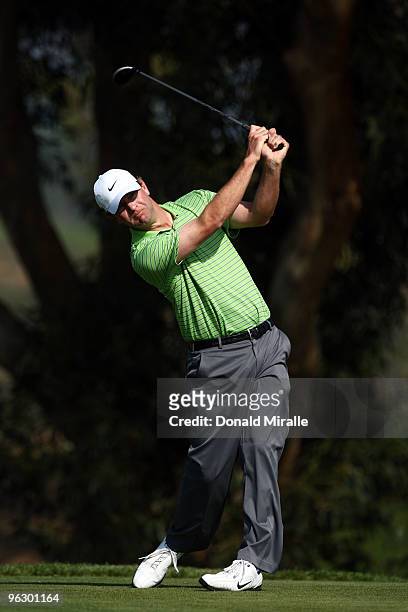 Lucas Glover tees off the fifth hole during the final round of the 2010 Farmers Insurance Open on January 31, 2010 at Torrey Pines Golf Course in La...