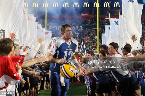 Aaron Rodgers of the Green Bay Packers takes the field during the 2010 AFC-NFC Pro Bowl at Sun Life Stadium on January 31, 2010 in Miami Gardens,...
