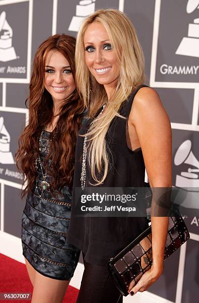 Singer Miley Cyrus and mother Tish Cyrus arrive at the 52nd Annual GRAMMY Awards held at Staples Center on January 31, 2010 in Los Angeles,...