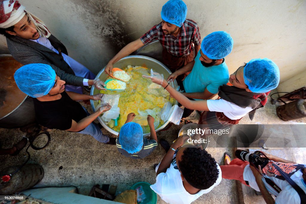 YEMEN-CONFLICT-FOOD-RAMADAN