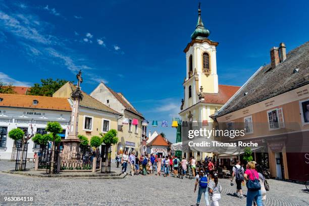 the main square of szentendre, hungary - szentendre imagens e fotografias de stock