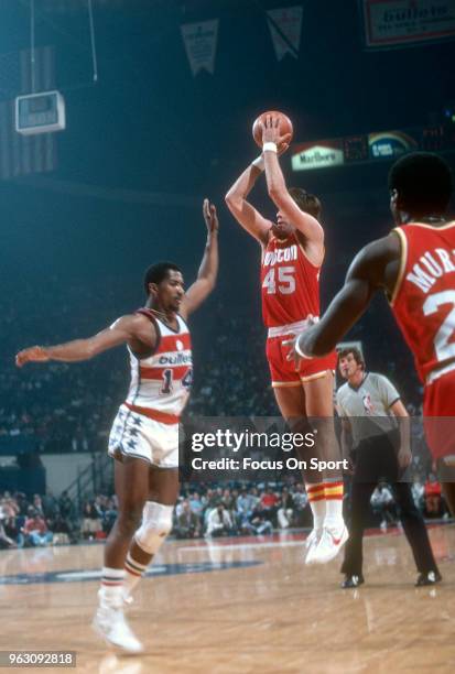 Rudy T Rockets Rudy Tomjanovich Photos and Premium High Res Pictures - Getty Images
