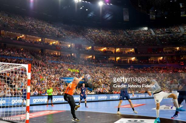 Thierry Omeyer of PSG and Jorge Maqueda Pena of Vardar during the Third place match EHF Champions League match between Paris Saint Germain and HC...
