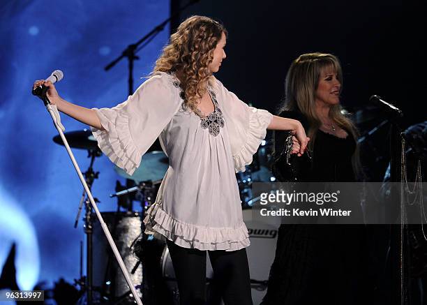 Musicians Taylor Swift and Stevie Nicks perform onstage during the 52nd Annual GRAMMY Awards held at Staples Center on January 31, 2010 in Los...