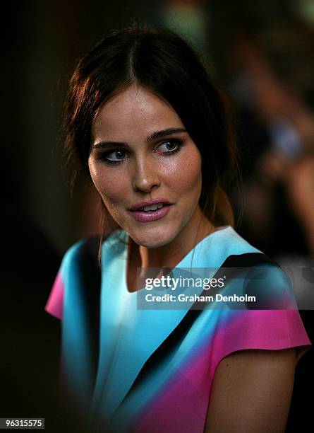 Actress Isabel Lucas attends the Australian premiere of "Daybreakers" at Hoyts at The Entertainment Quarter on February 1, 2010 in Sydney, Australia.