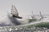 windsurfing waves