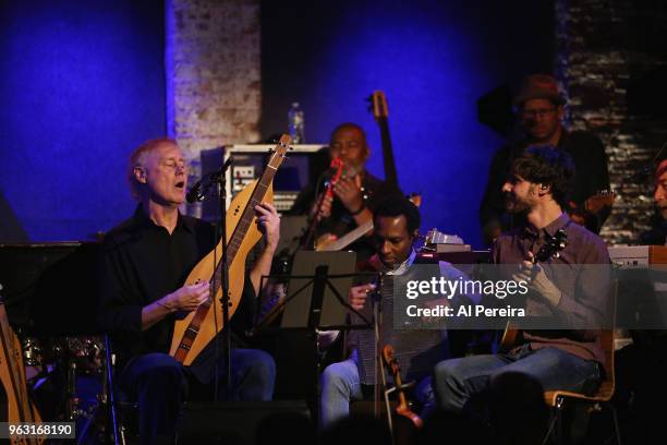 Bruce Hornsby performs on dulcimer with his band, The Noisemakers, at City Winery on May 27, 2018 in New York City.