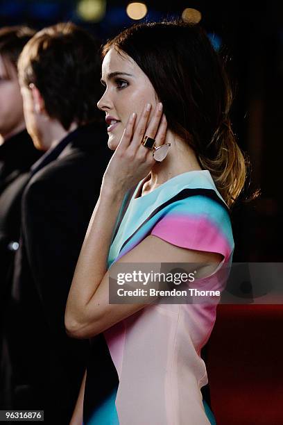 Isabel Lucas attends the Australian premiere of "Daybreakers" at Hoyts at The Entertainment Quarter on February 1, 2010 in Sydney, Australia.