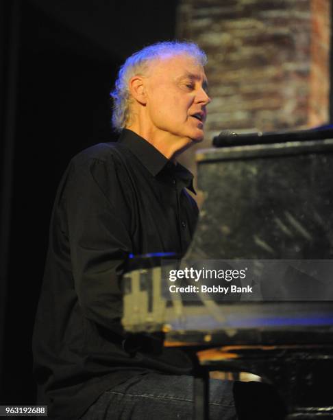 Bruce Hornsby performs with Bruce Hornsby & The Noisemakers at City Winery on May 27, 2018 in New York C3ity.