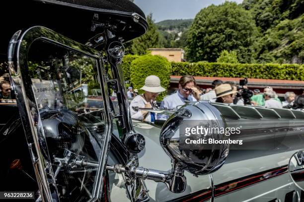 Visitors inspect a 1930 General Motors Co. Cadillac V-16 automobile at the 2018 Concorso D'Eleganza at Villa d'Este in Cernobbio, Italy, on Saturday,...