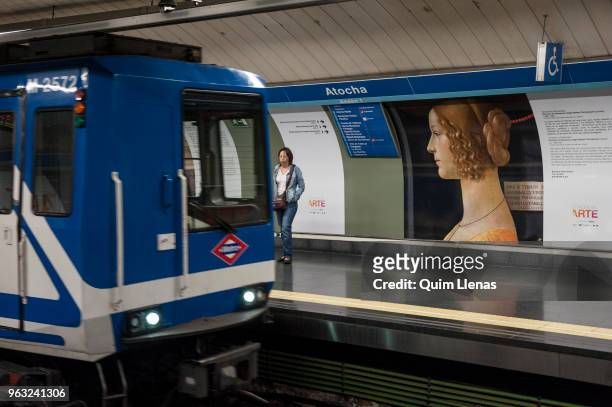 The painting 'Retrato de Giovanna Tornabuoni' by Ghirlandaio is displayed on the walls of the Atocha metro station, named since today the Art...