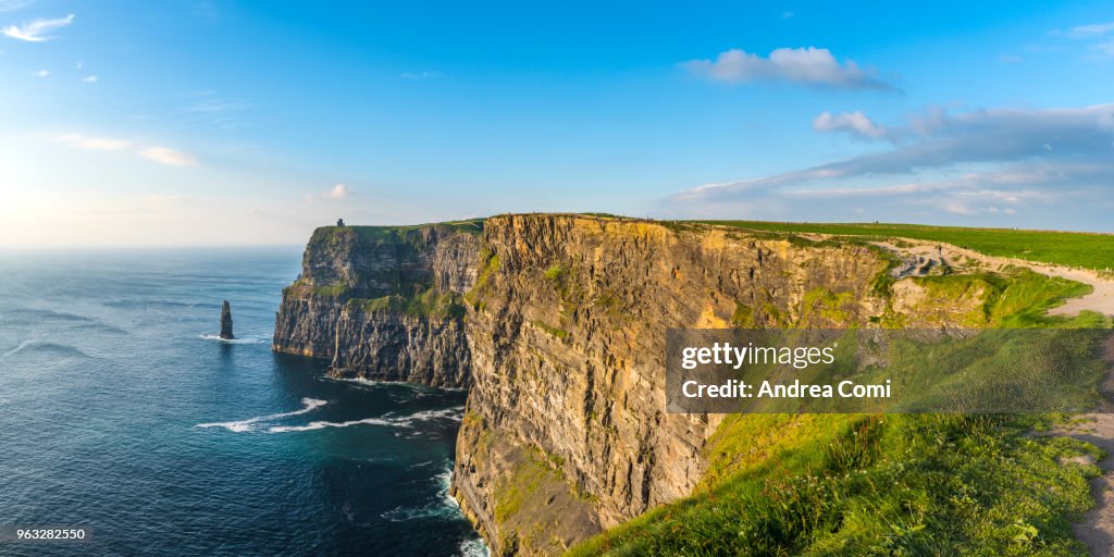 Cliffs of Moher, County Clare, Munster province, Republic of Ireland, Europe