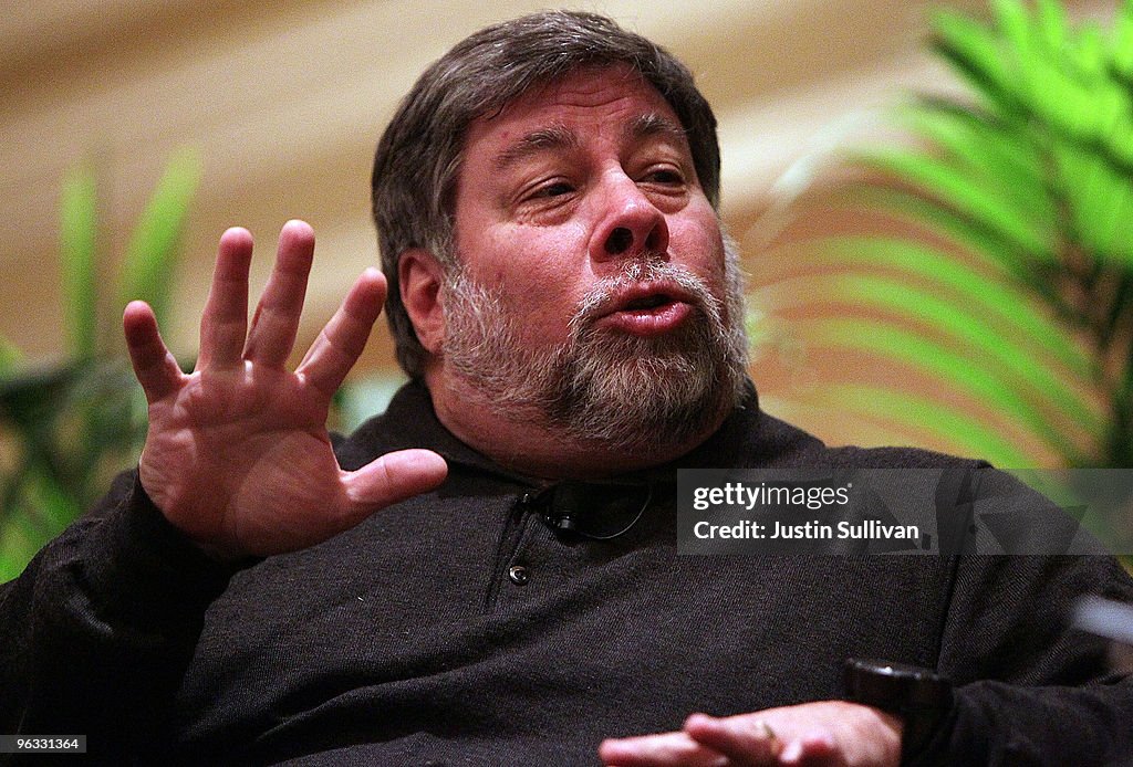 Steve Wozniak Addresses Bay  Area Discovery Museum's Discovery Forum