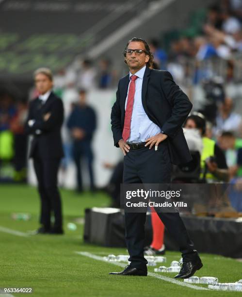 Head coach of Saudi Arabia Juan Antonio Pizzi gestures during the International Friendly match between Saudi Arabia and Italy on May 28, 2018 in St...