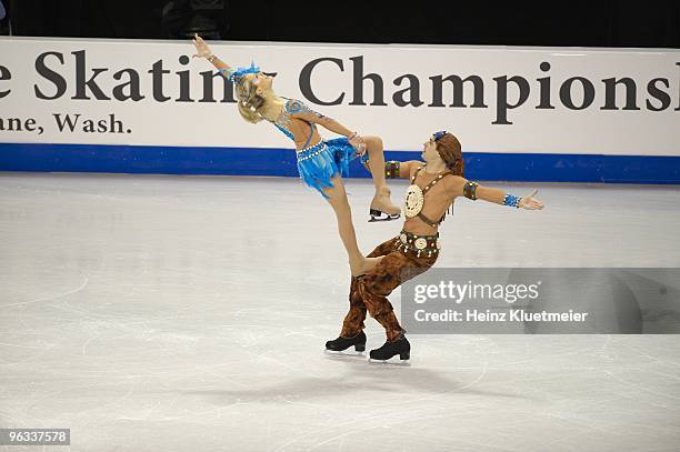 Championships: Kimberly Navarro and Brent Bommentre in action during Ice Dancing Original Dance at Spokane Arena. Spokane, WA 1/22/2010 CREDIT: Heinz...