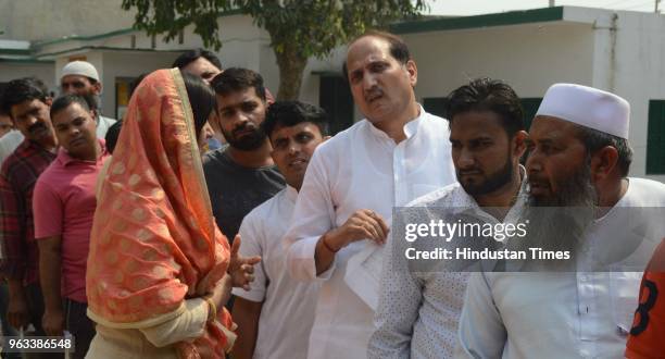 Netar Rana 19 Suresh Rana Stock Photos, High-Res Pictures, and Images - Getty Images