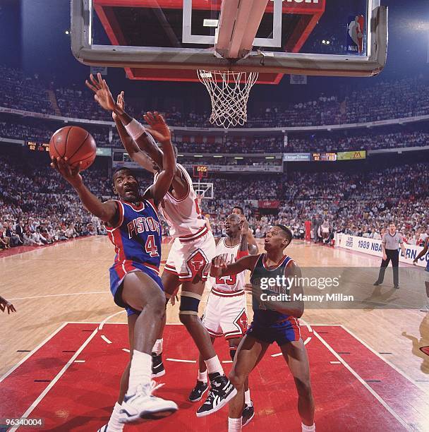 Playoffs: Detroit Pistons Joe Dumars in action, layup vs Chicago Bulls. Game 6. Chicago, IL 6/2/1989 CREDIT: Manny Millan