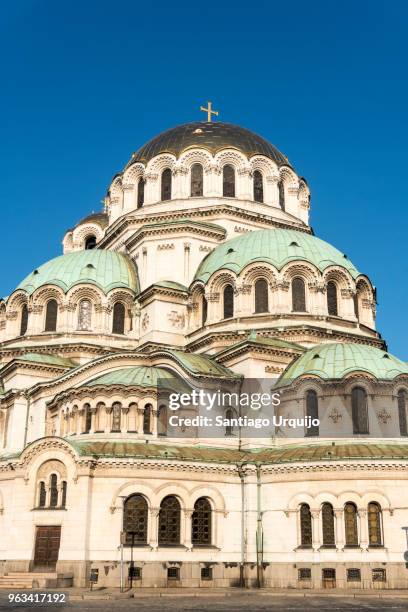 alexander nevsky cathedral - catedral de san alejandro nevski fotografías e imágenes de stock