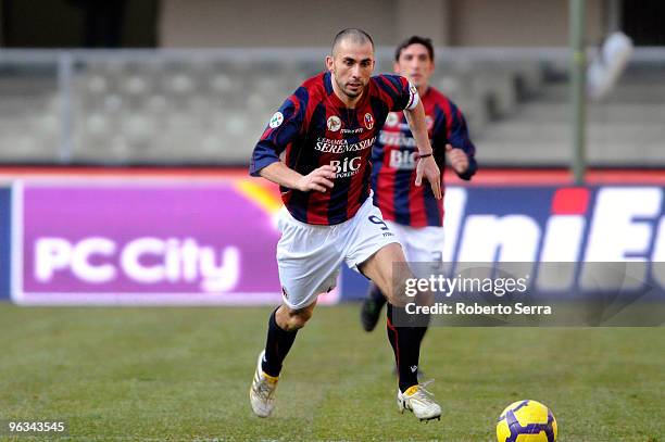 Marco Di Vaio of Bologna in action during the Serie A match between Chievo and Bologna at Stadio Marc'Antonio Bentegodi on January 31, 2010 in...