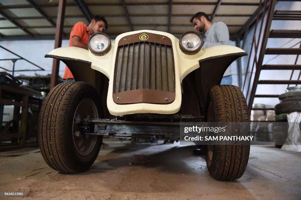 INDIA-ENVIRONMENT-ELECTRIC-VEHICLES