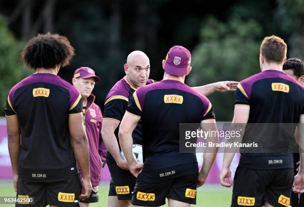 Gordon Tallis gives advice to the players during a Queensland Maroons State of Origin training session on May 29, 2018 in Brisbane, Australia.