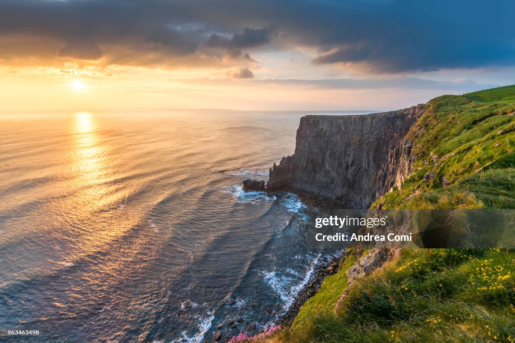 Cliffs of Moher, County Clare, Munster province, Republic of Ireland, Europe