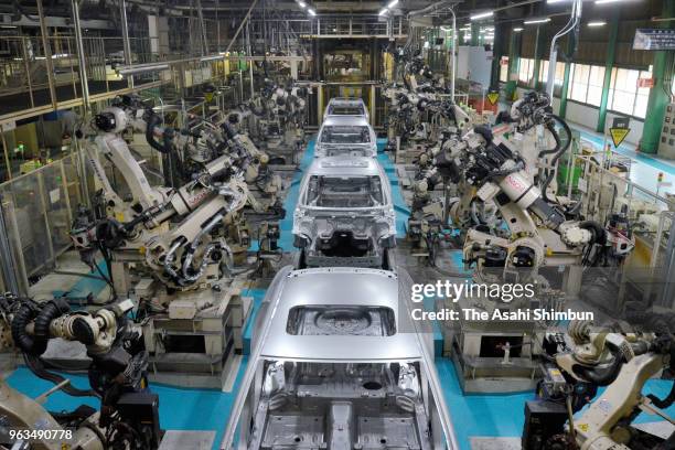 Mazda In Japan Mazda Factory Photos and Premium High Res Pictures - Getty Images