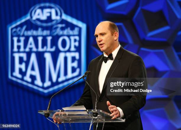 Inductee David Neitz speaks during the Australian Football Hall of Fame at Crown Palladium on May 29, 2018 in Melbourne, Australia.