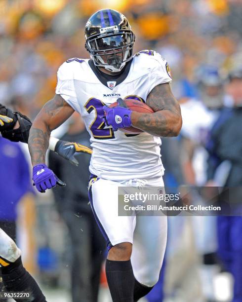 Running back Willis McGahee of the Baltimore Ravens carries the ball during a game on December 27, 2009 against the Pittsburgh Steelers at Heinz...