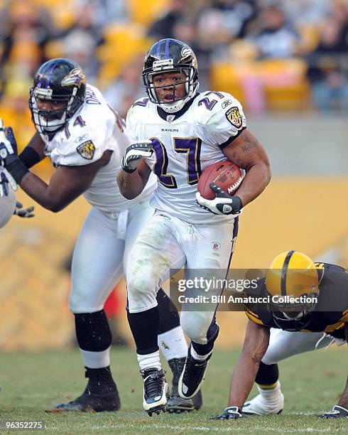 Running back Ray Rice of the Baltimore Ravens runs with the ball during a game on December 27, 2009 against the Pittsburgh Steelers at Heinz Field in...