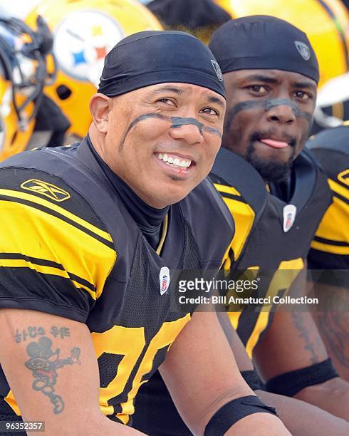 Wide receivers Hines Ward and Santonio Holmes of the Pittsburgh Steelers on the sidelines during a game on December 27, 2009 against the Baltimore...
