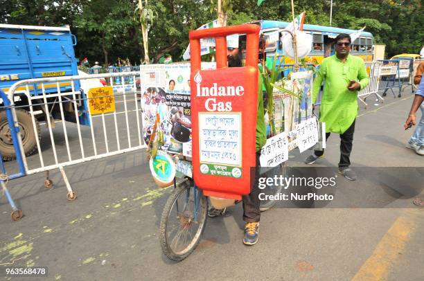 Abhishak Banerjee Trinamool congress and Nephew of WB CM Mamata Banerjee leadership 10 hours Indian political party Trinamool congress dharna at...