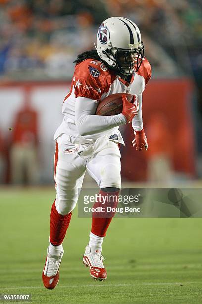 Chris Johnson of the Tennessee Titans carries the ball during the 2010 AFC-NFC Pro Bowl at Sun Life Stadium on January 31, 2010 in Miami Gardens,...
