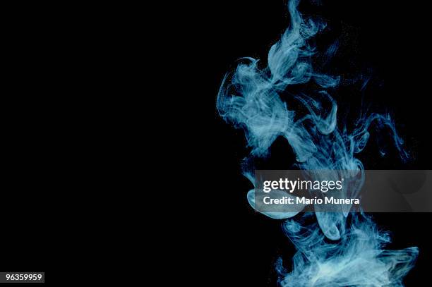 humo - humo stock pictures, royalty-free photos & images