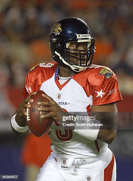 David Garrard of the AFC's Jacksonville Jaguars looks to make a pass play during the 2010 AFC-NFC Pro Bowl game at Sun Life Stadium on January 31,...