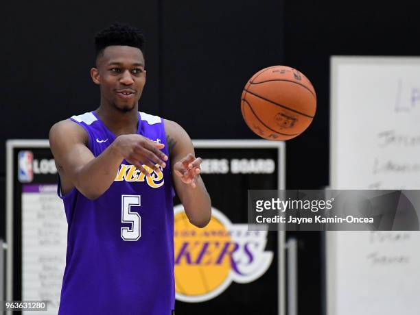 Tyus Battle passes the ball during the Los Angeles Lakers 2018 NBA Pre-Draft Workout on May 29, 2018 in Los Angeles, California. NOTE TO USER: User...