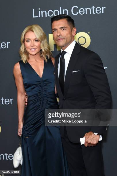 Actors Kelly Ripa and Mark Consuelos attend Lincoln Center's American Songbook Gala at Alice Tully Hall on May 29, 2018 in New York City.