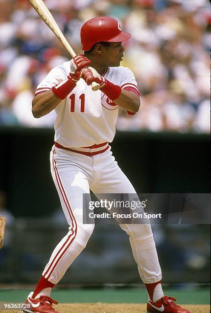 S: Shortstop Barry Larkin of the Cincinnati Reds in action at the plate waiting on the pitch during a MLB baseball game circa 1980's at Riverfront...