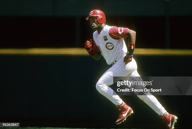 Shortstop Barry Larkin of the Cincinnati Reds in action during a MLB baseball game circa 1994 at Riverfront Stadium in Cincinnati, Ohio. Larkin...