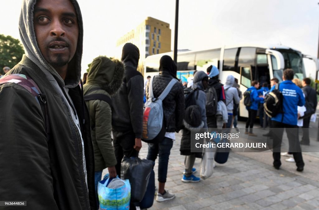 FRANCE-MIGRANT-EVACUATION