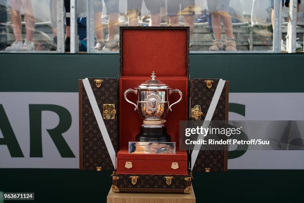 Roland Garros women's Trophy the 'Suzanne Lenglen' cup is seen on display during the "Roland Garros Dans La Ville" launch as part of the 2018 French...