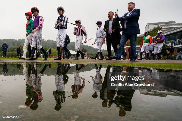 Nottingham Racecourse Photos and Premium High Res Pictures - Getty Images