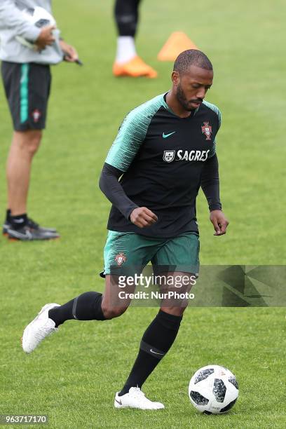 Portugal's midfielder Manuel Fernandes in action during a training session at Cidade do Futebol training camp in Oeiras, outskirts of Lisbon, on May...