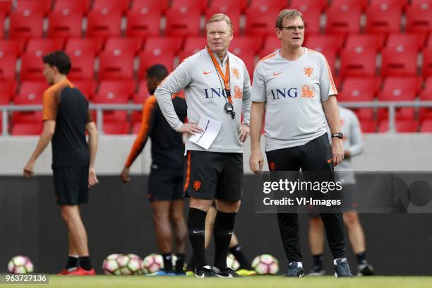 Coach Ronald Koeman of Holland, assistant trainer Dwight Lodeweges of Holland during a training session prior to the International friendly match...
