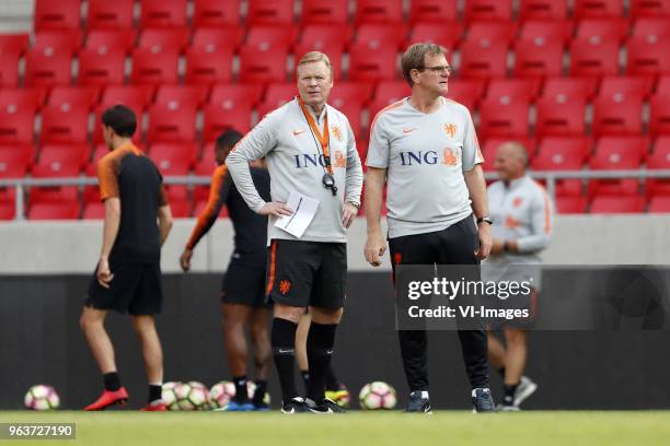 Coach Ronald Koeman of Holland, assistant trainer Dwight Lodeweges of Holland during a training session prior to the International friendly match...